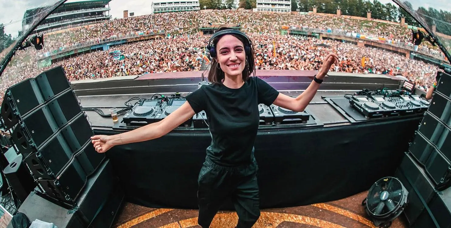 Amelie Lens